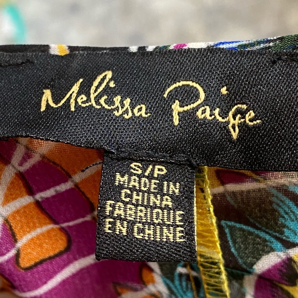 Tropical print beaded  top 💛🧡☀️😍✨ - Picture 5 of 7